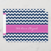 シェブロンの青いピンクの駆け落ちの発表カード 案内状 (正面/裏面)