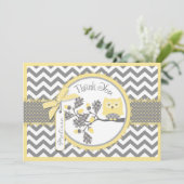 シェブロンの黄色いフクロウおよびプリントは感謝していしています サンキューカード (スタンド正面)