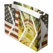 シェブロンヴィンテージ米国の旗の自由の女神 ラージペーパーバッグ (裏面アングル)