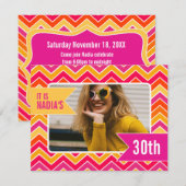 シェブロン明るい写真 30歳の誕生日パーティー招待状 招待状 (正面/裏面)