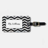 シェブロン・シルバー・ミセス・ラゲッジタグ ラゲッジタグ (正面横)