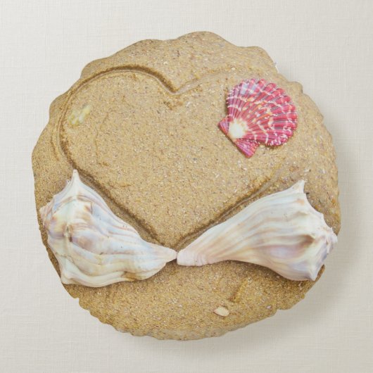 シェル&ビーチカスタムウェディングピロー上の2ハート ラウンドクッション (裏面)
