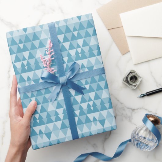 シェード・オブ・ブルー抽象芸術トライアングルレトロクリスマスツリーW ラッピングペーパー (ギフト)