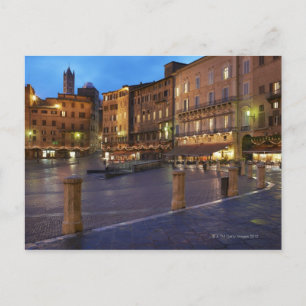 シエナの夕暮れ時にPiazza Del Campo。 ポストカード