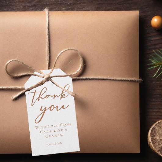 シエナブラウンスクリプトミニマリストカスタムウェディング ギフトタグ