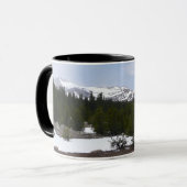 シエラネバダ山脈とヨセミテの雪 マグカップ (正面左)