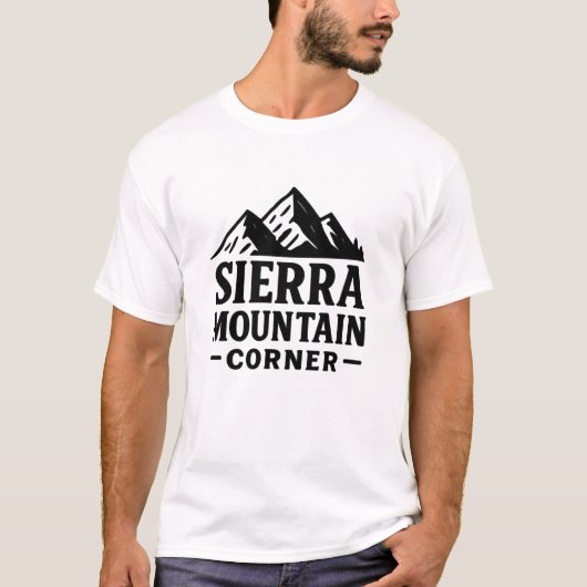 シエラマウンテンコーナー – アドベンチャーロゴTシャツ Tシャツ (正面)