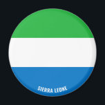 シエラレオネ国旗魅力的国 マグネット<br><div class="desc">シエラレオネ魅力的国旗がマグネット全体に表示されたシエラレオネ国旗を持つ愛国的マグネット。国名は下部のデザインに微妙に統合されている。文字は「it!」機能を使カスタマイズ用して完全にカスタマイズ可能。この美しいシエラレオネの磁石はスタイリッシュあらゆる大事な行事の贈り物だ。© 2021世界の国</div>