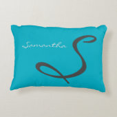 シエレガントッシンプルクトレンディーモノグラムティール（緑がかった色） アクセントクッション (裏面)