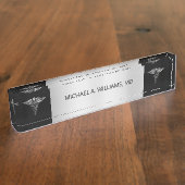 シエレガントルバーオンブラック·カデュース医師 デスクネームプレート (側面)