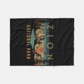 シオンナショナルパークユタウサアウトドアヴィンテージ フリースブランケット (正面(横))