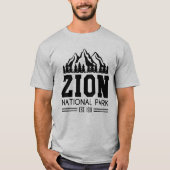シオンナショナルパークユタ米アウトドアハイキング Tシャツ (正面)