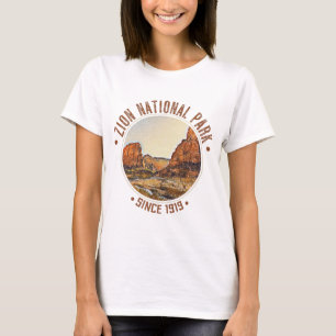 シオンナショナルパークユタUSAアウトドア 動揺して Tシャツ