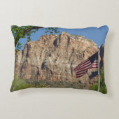 シオン国立公園Iのアメリカ国旗 アクセントクッション (裏面)