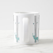 シカが付いている樺の木 ジャンボコーヒーマグカップ (裏面)