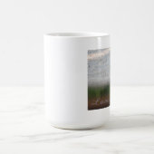 シカの目愛のポイントキャプションのマグ コーヒーマグカップ (中央)