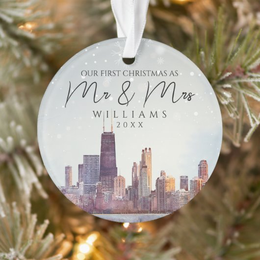 シカゴでの初めてのクリスマス Mr & Mrs ウェディング オーナメント (ツリー)