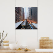 シカゴのダウンタウンにあるウェイバシュ上空の高架鉄道 ポスター (キッチン)