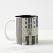 「シカゴの商工会議所、シカゴ、イリノイ ツートーンマグカップ (左)