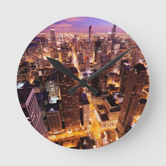 シカゴの夜の都市景観 ラウンド壁時計 (正面)