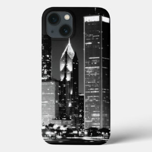 シカゴの有名な都市景観の夜眺め iPhone 13ケース
