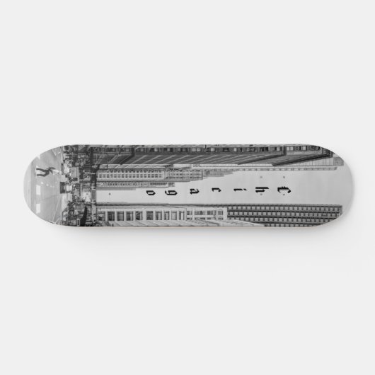 シカゴマディソン通りグレースケールスケートボード スケートボード (横)