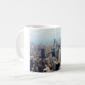 シカゴ，ジョン・ハンコックセンターとトランプタワー コーヒーマグカップ (正面左)