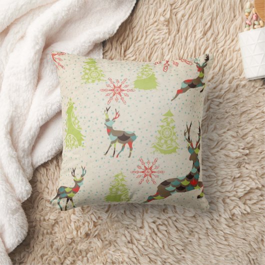 シカ、常緑の木および雪片の装飾用クッション クッション (ブランケット)