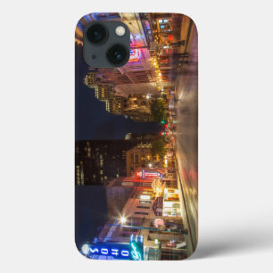 シクス通りアットダスクインダウンタウンオースティンテキサス州 iPhone 13ケース