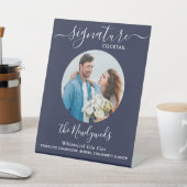 シグネチャーカクテル結婚ドリンクのネイビーブルー写真 台座サイン (インサイチュ)