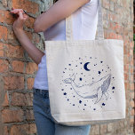 シゲクジラ トートバッグ<br><div class="desc">星と月の背景にクジラのラインアートイラストレーション。</div>