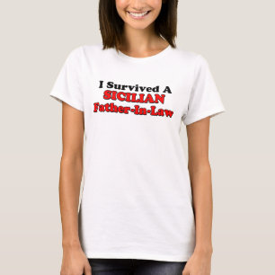シシ生き延びリアの義父 Tシャツ