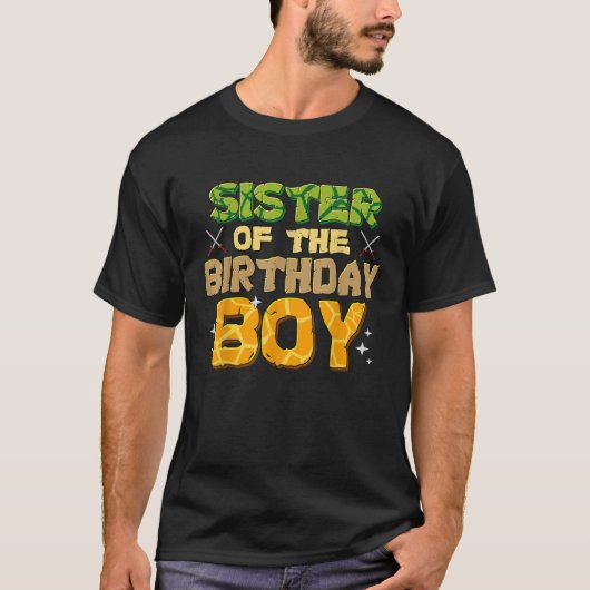 シスターオブザ誕生日ボーイおもしろいタートル誕生日F Tシャツ (正面)