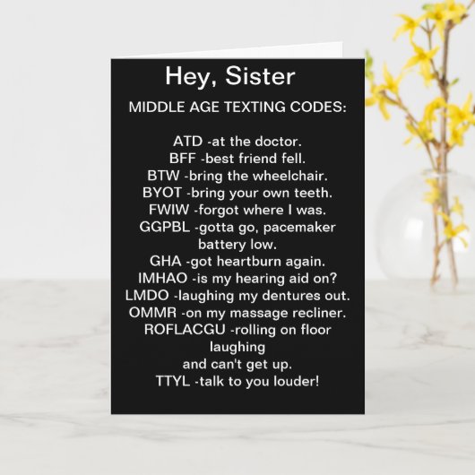 *シスター*中年メールや文字を打つ誕生日カード カード (黄色い花)