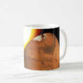 システム内のロッキー体の太陽の形成。 コーヒーマグカップ (正面右)