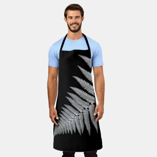 シダ エプロン (着用した状態)