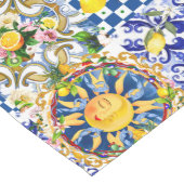 シチリアの太陽、レモン、地中海のタイル、 ミディアムテーブルランナー (コーナー)