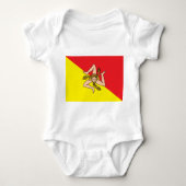 シチリアの旗と愛国的なベビーのボディスーツ ベビーボディスーツ (正面)