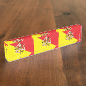 シチリア州旗を持つ愛国的な卓上の銘板 デスクネームプレート (側面)