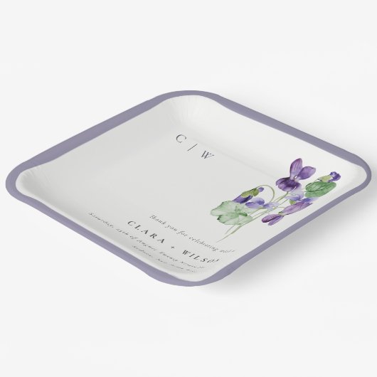 シックかわいらしモノグラムバイオレットフローラバンチ結婚ーズ ペーパープレート (傾斜あり)