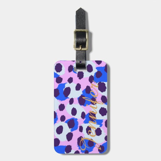 シックで多彩なピンクの青いチータのプリントのモノグラム ラゲッジタグ (正面縦)