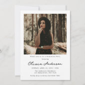 シックで繊細なホワイトスクリプトフォト卒業パーティー 招待状 (裏面)