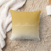 シックなイエローオークレホワイトエフェグラデーションクトモノグラム名 クッション (ブランケット)