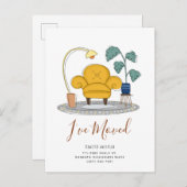 シックなイエローカウチリビングルーム新しいホームムービング 案内ポストカード (正面/裏面)