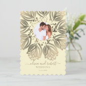 シックなエルガントクリームベージュ金ゴールドフローラ結婚写真 招待状 (スタンド正面)
