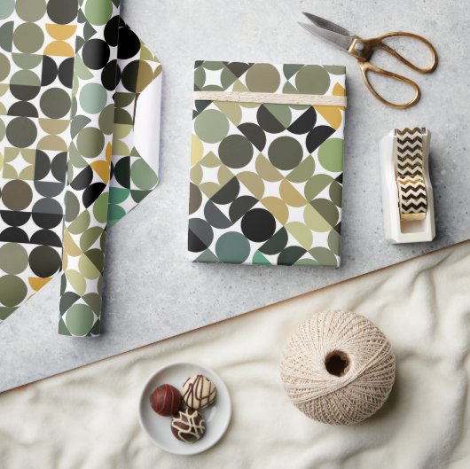 シックなオリーブグリーンタウペベージュサークルのアートパターン ラッピングペーパー (クラフト)