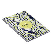 シックなカラフルブラック&イエローゼブラ印刷モノグラム ノートブック (右側)