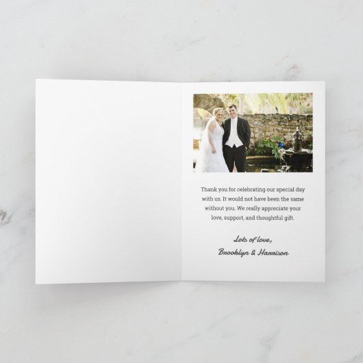 シックなクラシックトレンディー新郎新婦の結婚写真 サンキューカード (内部)