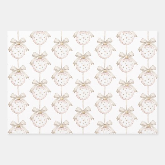 シックなクリームホワイトドットボウオーナメントクリスマス ラッピングペーパーシート (正面)
