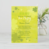 シックなグリーンシャームロックアイリッシュブライダルシャワーティーパーティー 招待状 (スタンド正面)